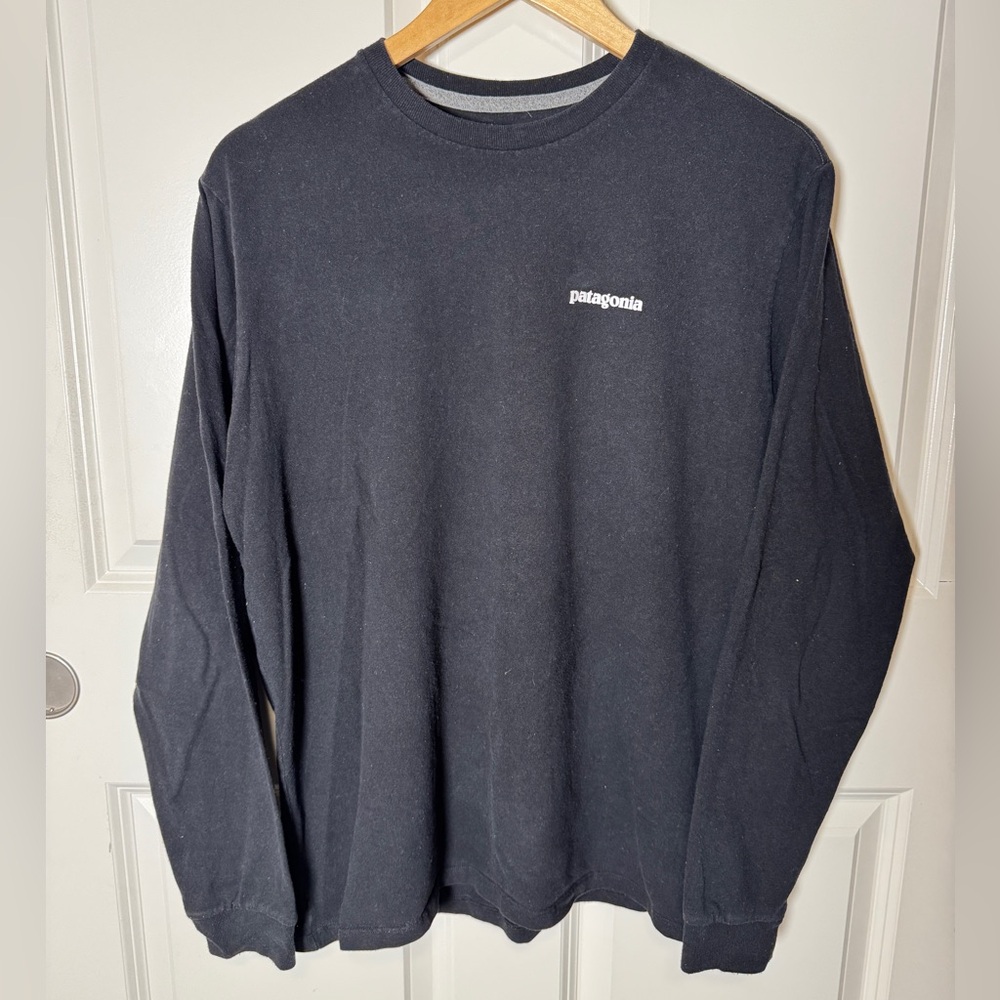Patagonia Men's Long Sleeve Logo Cotton Tee T-Shirt Black Size Medium